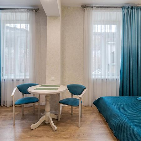 Luxury Flat Near Opera Apartamento Lviv Exterior foto